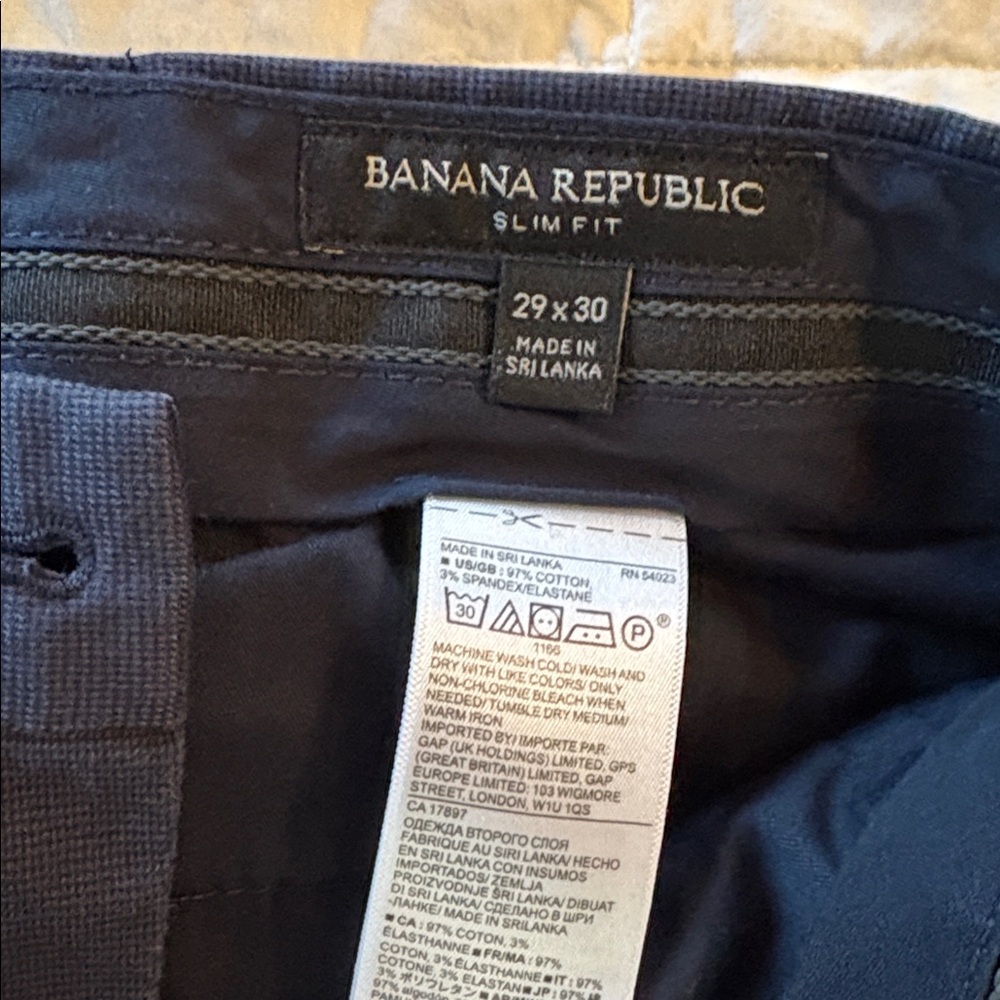 Banana Republic pants 29 X 30 Slim Fit Like new My sons. Navy - Picture 2 of 8